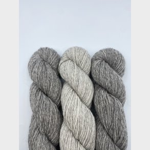 StrikkeKit - Fru Mllers Lune Poncho 