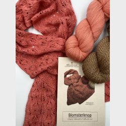 Strikkekit - Blomsterknop