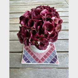 Broderikit Kaffebrik, rosa/lilla