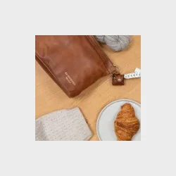 RE:DESIGNED - Projekt 3 Walnut/Gold